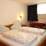 Apartamento Gaestehaus Alpenruh Holzgau