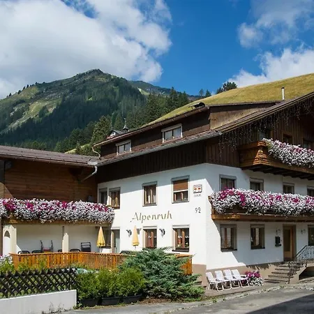 Gaestehaus Alpenruh Apartment Holzgau