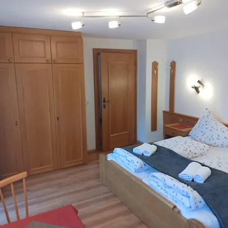 아파트 Gaestehaus Alpenruh 홀츠가우