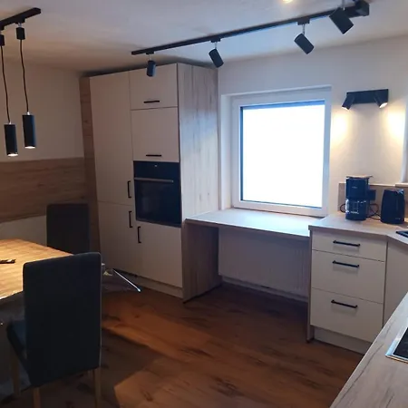 Gaestehaus Alpenruh *