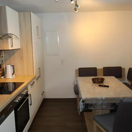 Gaestehaus Alpenruh * Holzgau